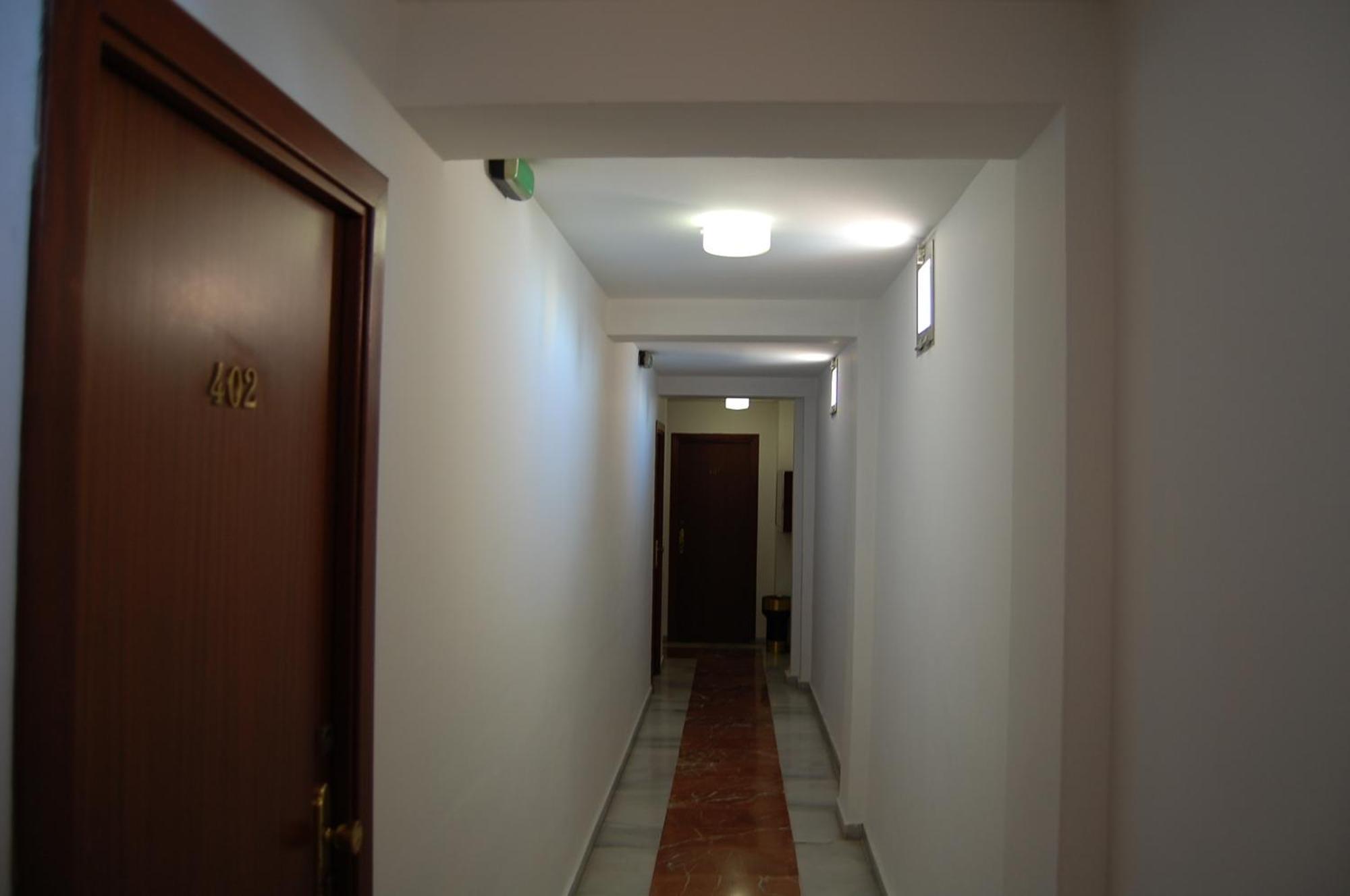 Hotel Marina Victoria Algeciras Exteriör bild